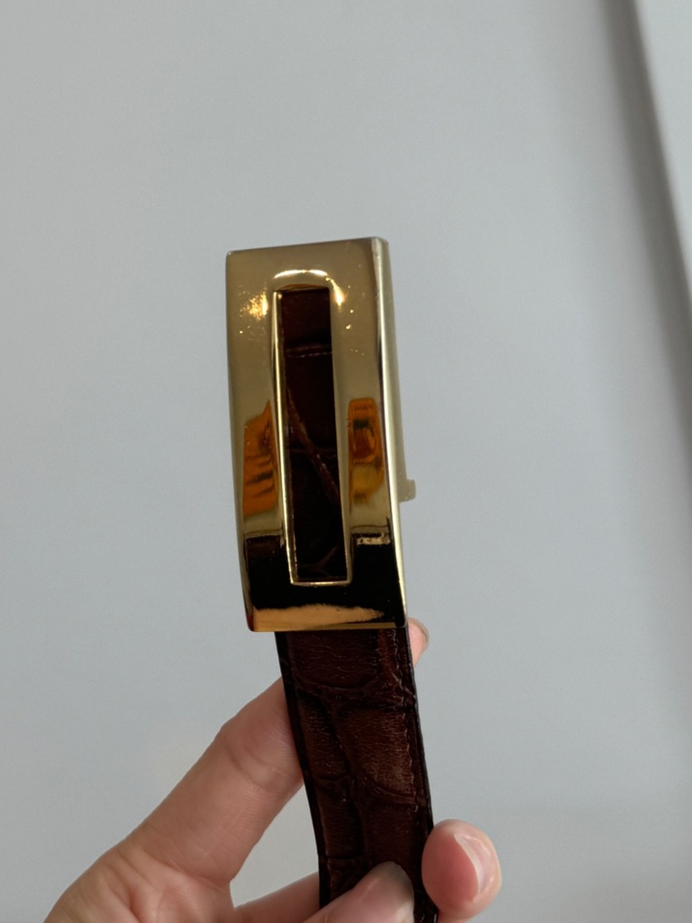 Chic Brown Croc-Embossed Leather Belt with Gold Buckle Size Xs - Picture 3 of 5